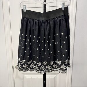 Rhapsody Black Casual Skirt Embroidered Scalloped Mini Elastic Waist Large